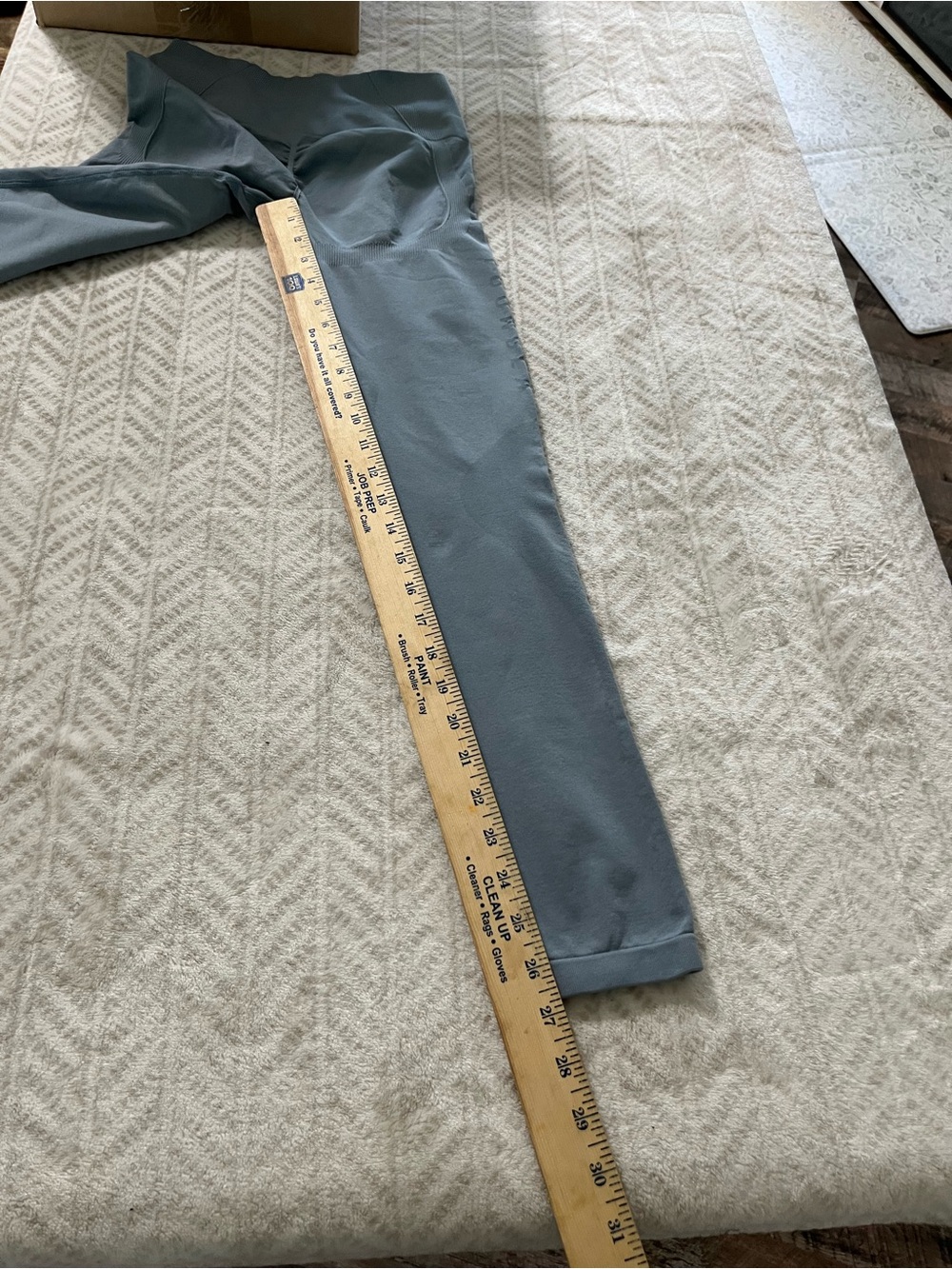 YoungLa Small Leggings - Picture 6 of 8